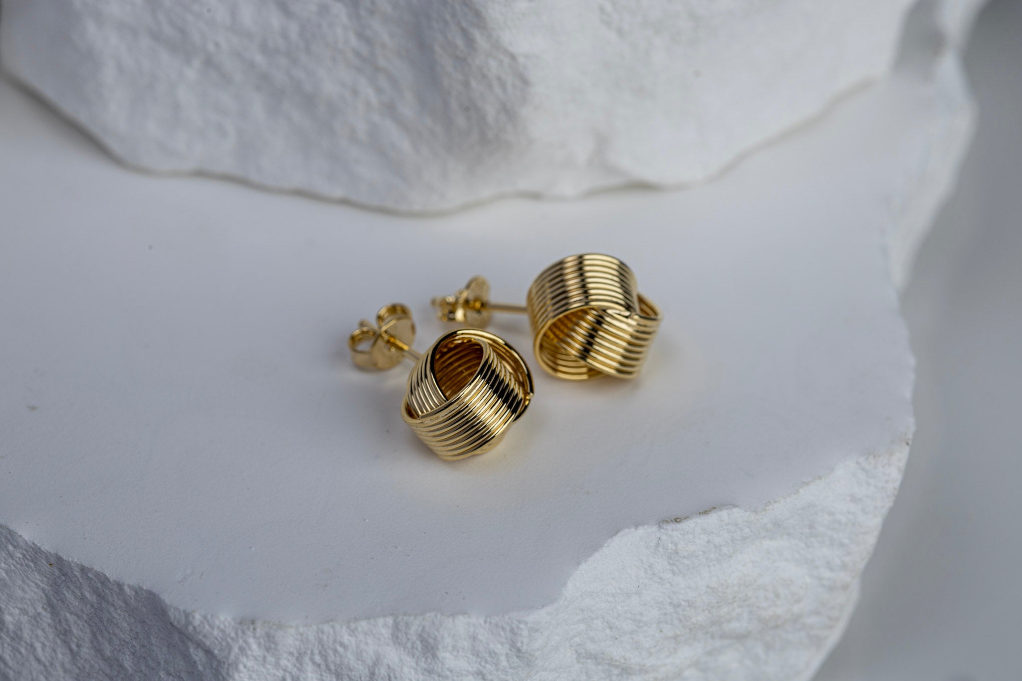 CAMi 18k Gold Filled Wire Knot Stud Earrings – Timeless, Elegant & Handcrafted in Brazil