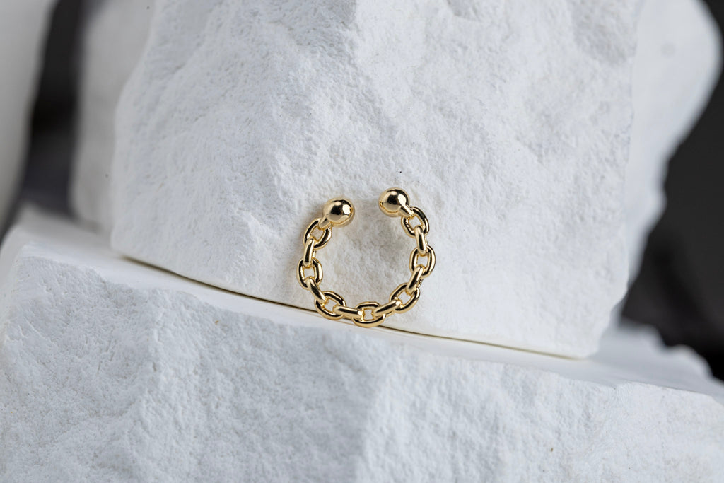 18k Gold Filled Crafted Chain Ear Cuff – Modern, Edgy & Handcrafted in Brazil (No Piercing Needed)