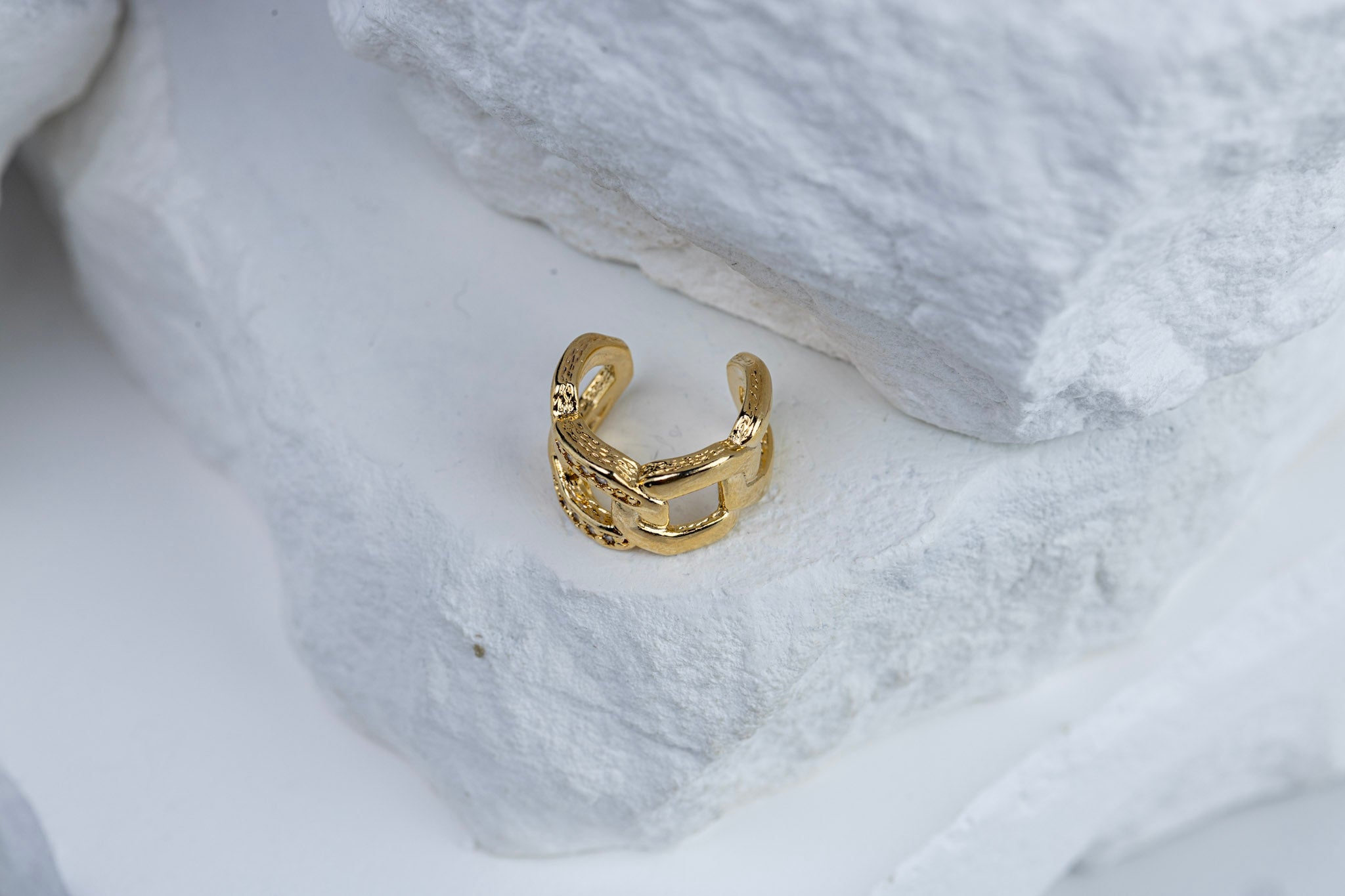 18k Gold Filled Chain Ear Cuff with Cubic Zirconia – Modern, Dainty & Piercing-Free