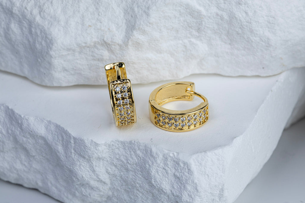 CAMi 18k Gold Filled Wide CZ Clicker Hoop Earrings – Bold, Sparkling & Timeless