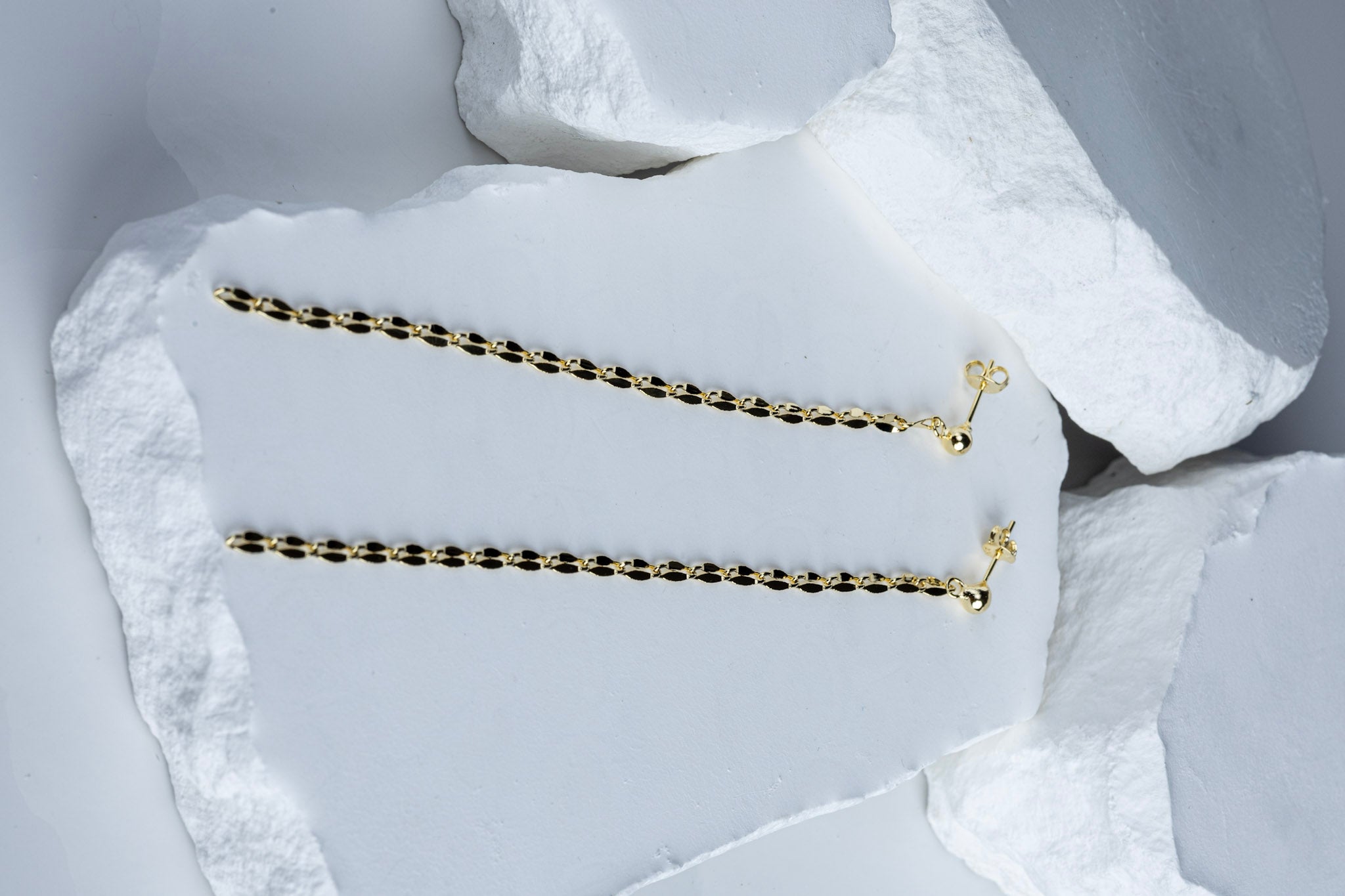 18k Gold Filled Detailed Chain Drop Earrings – Bold, Modern & Handcrafted in Brazil