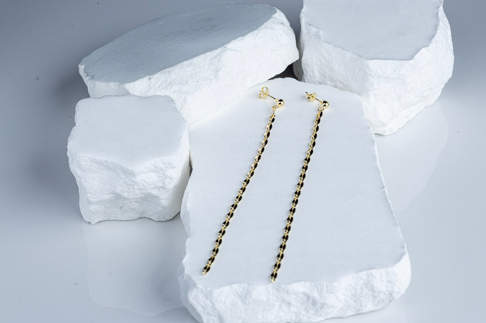 18k Gold Filled Detailed Chain Drop Earrings – Bold, Modern & Handcrafted in Brazil