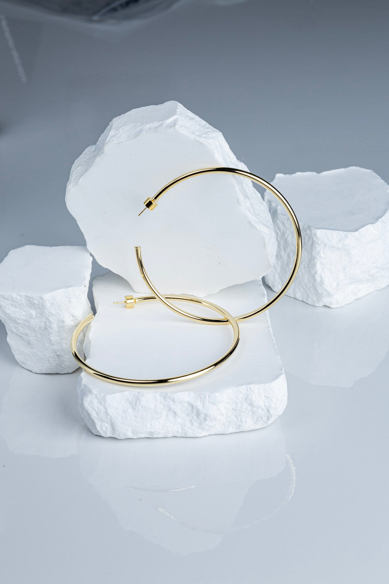 18k Gold Filled 80mm New Wave Hoop Earrings – Bold, Contemporary & Handcrafted in Brazil