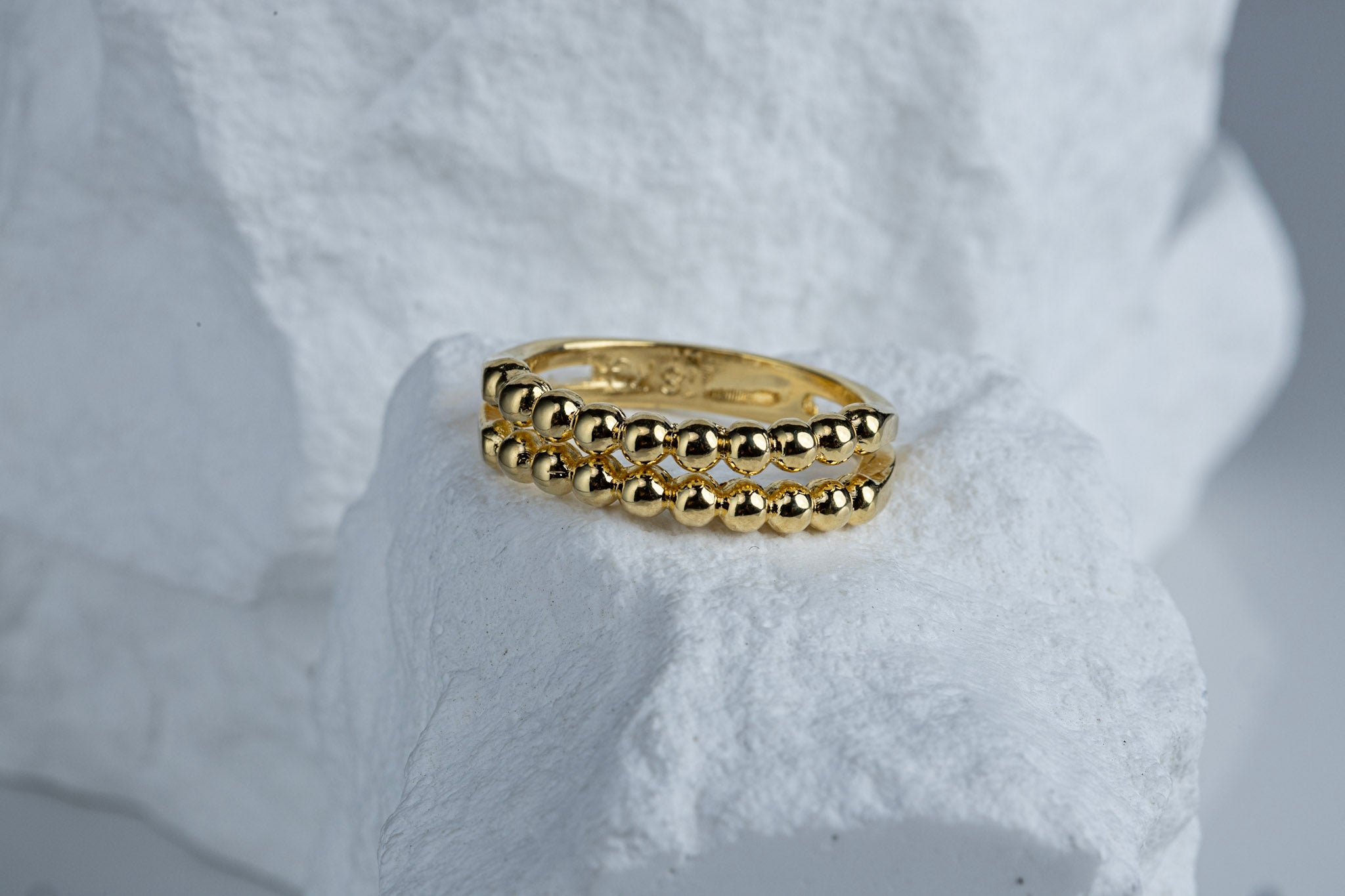 CAMi Double Beaded Band Ring – Elegant 18k Gold Filled, Hypoallergenic & Handcrafted in Brazil