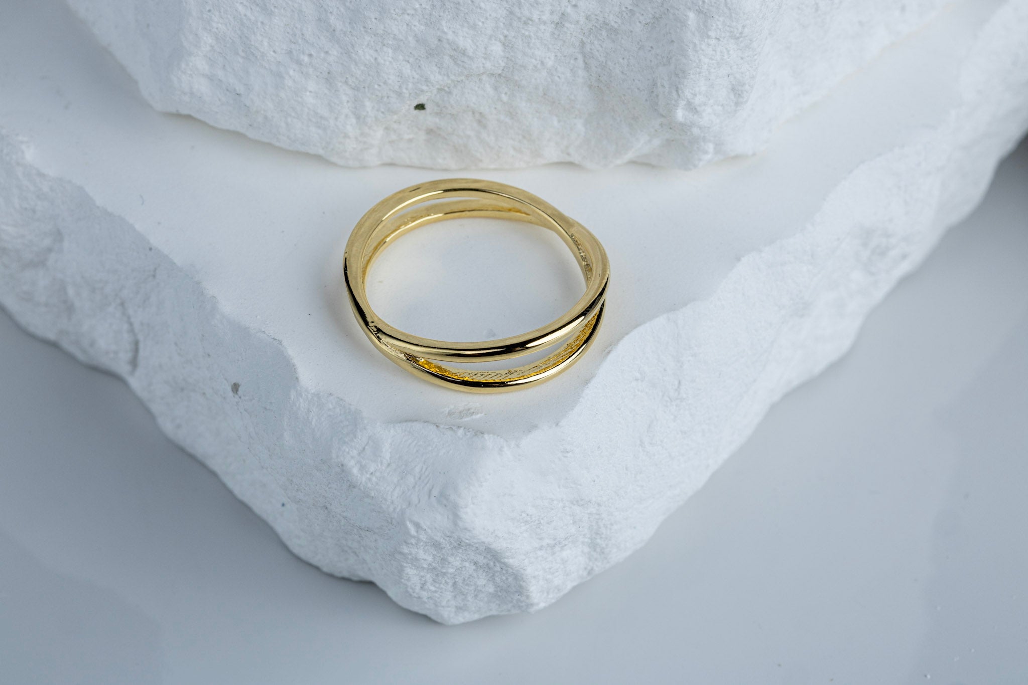 18k Gold Filled X Ring – Minimalist, Elegant & Handcrafted in Brazil