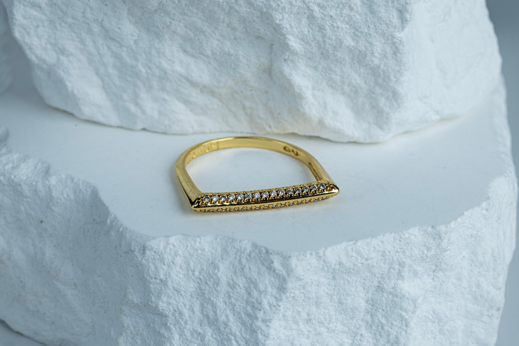 CAMi 18k Gold Filled Thin Line CZ Ring – Minimalist, Stackable & Handcrafted in Brazil