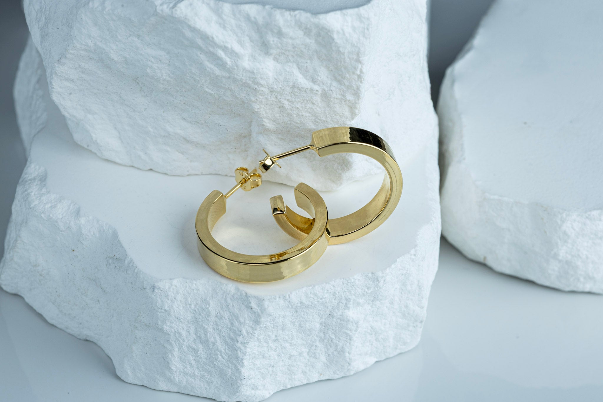 18k Gold Filled Flat Square Tube Half Hoop Earrings – Bold, Sleek & Timeless