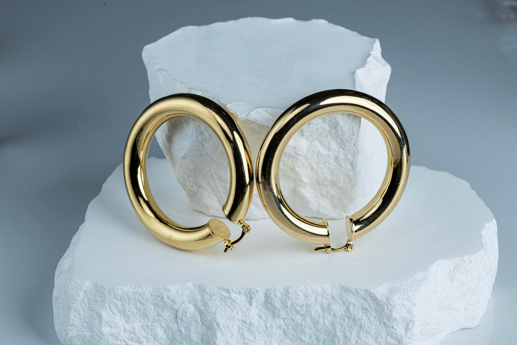 CAMI - Selena Design 18k Gold Filled Chunky Hoop Earrings – Bold, Glamorous & Timeless
