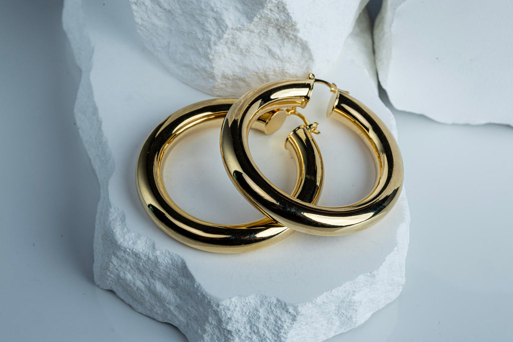 CAMI - Selena Design 18k Gold Filled Chunky Hoop Earrings – Bold, Glamorous & Timeless
