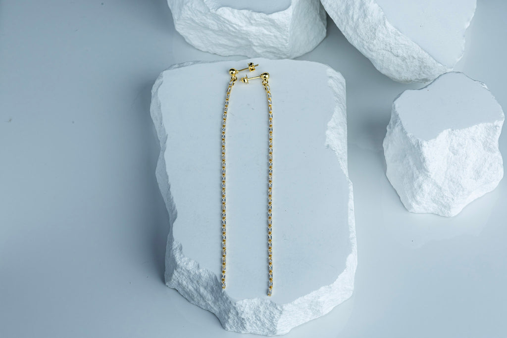 CAMi 18k Gold Filled Baguette Chain Drop Earrings – Elegant, Sparkling & Handcrafted in Brazil