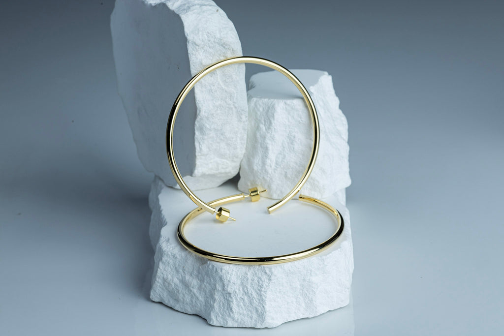 CAMi 18k Gold Filled 70mm New Wave Hoop Earrings – Bold, Elegant & Modern