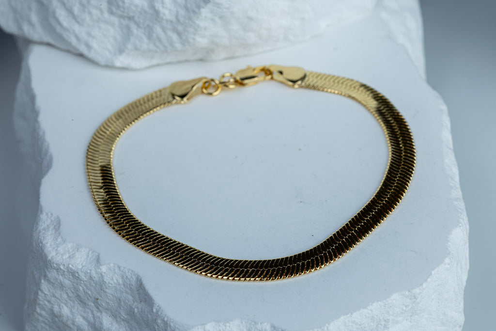 18k Gold Filled 6mm Herringbone Bracelet – Classic, Bold & Handcrafted in Brazil