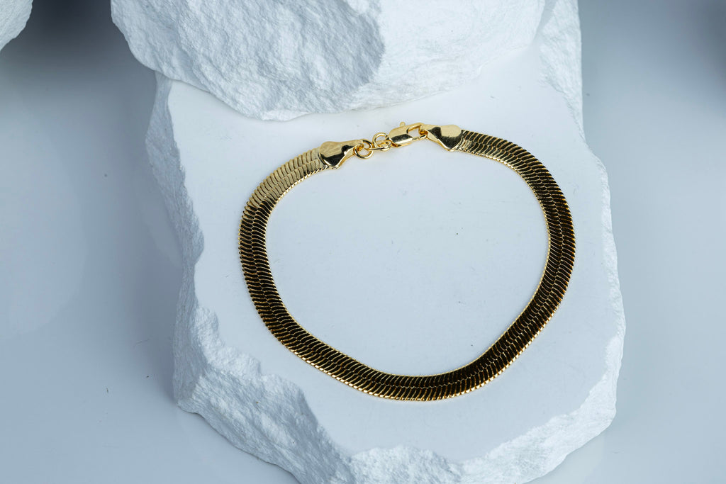 18k Gold Filled 6mm Herringbone Bracelet – Classic, Bold & Handcrafted in Brazil