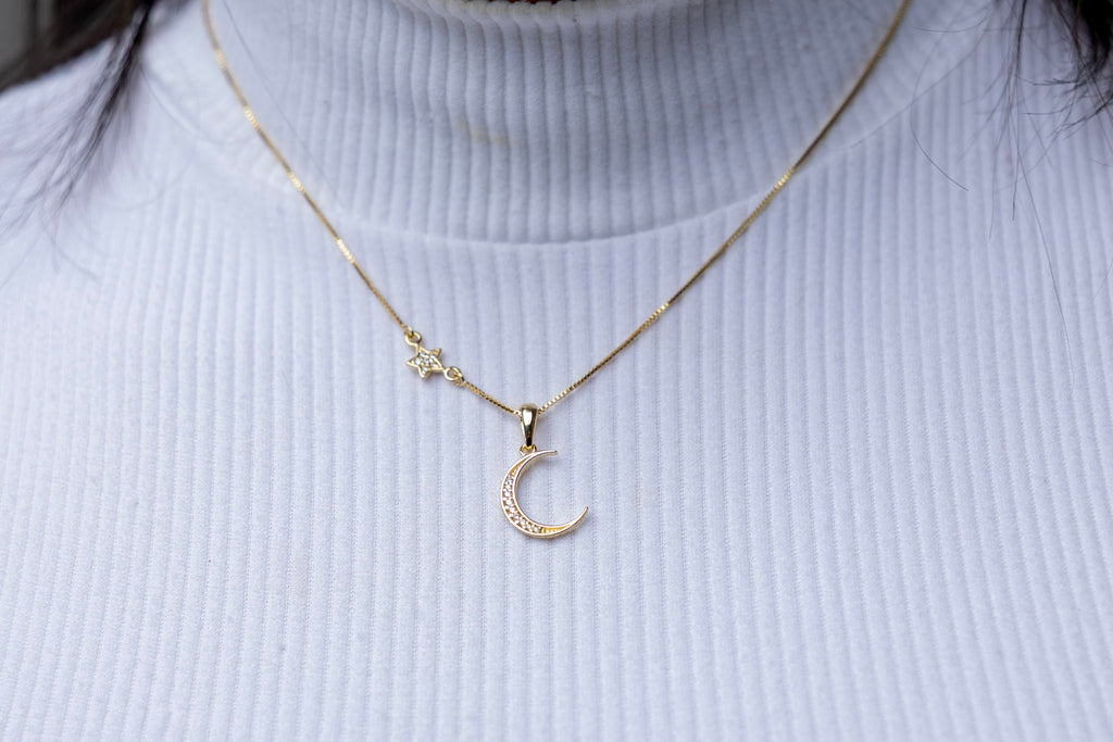18k Gold Filled Moon and Star Necklace – Celestial, Elegant & Handcrafted in Brazil