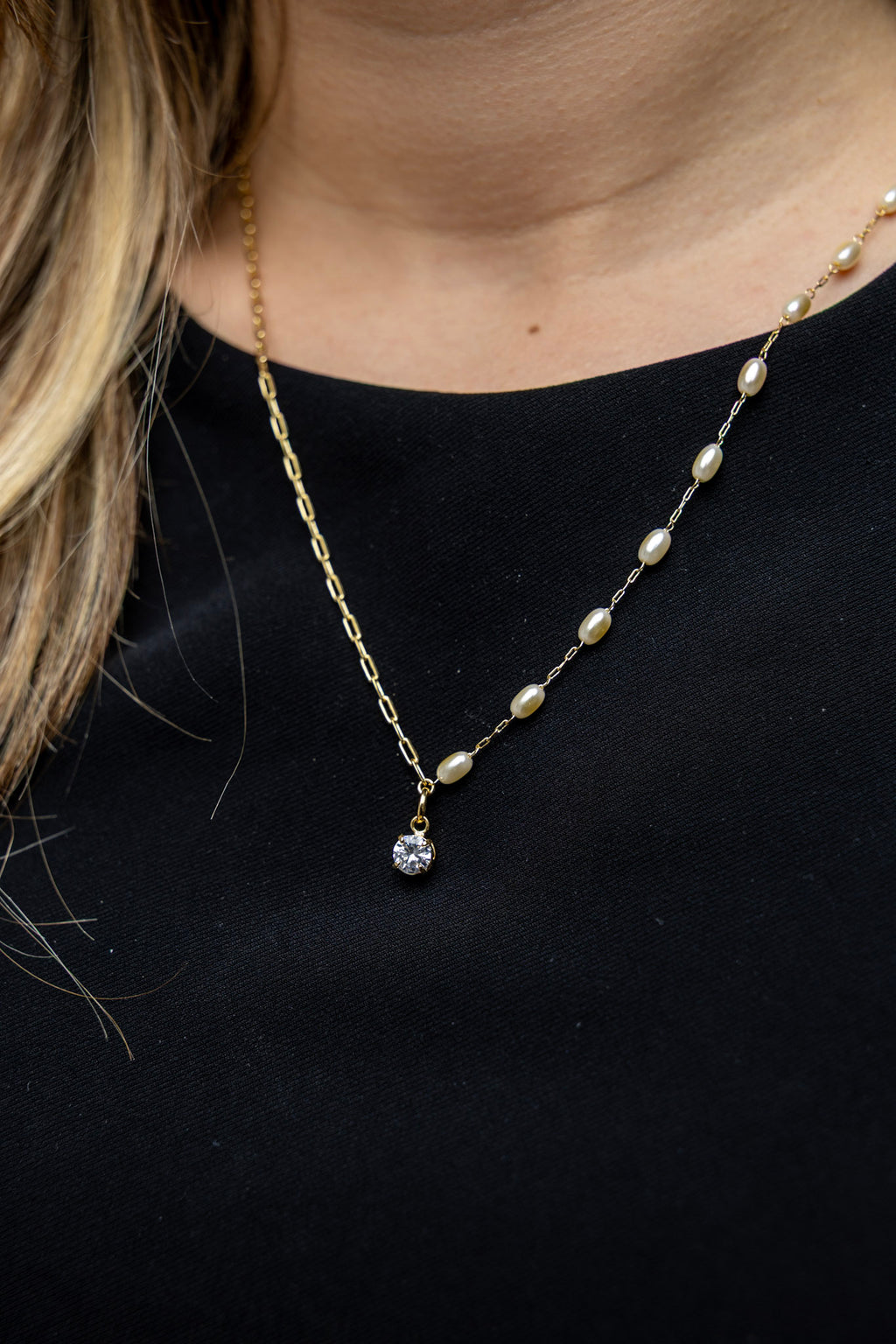 CAMi 18k Gold Filled Oval Pearl Necklace with CZ Charm – Elegant, Unique & Handcrafted in Brazil