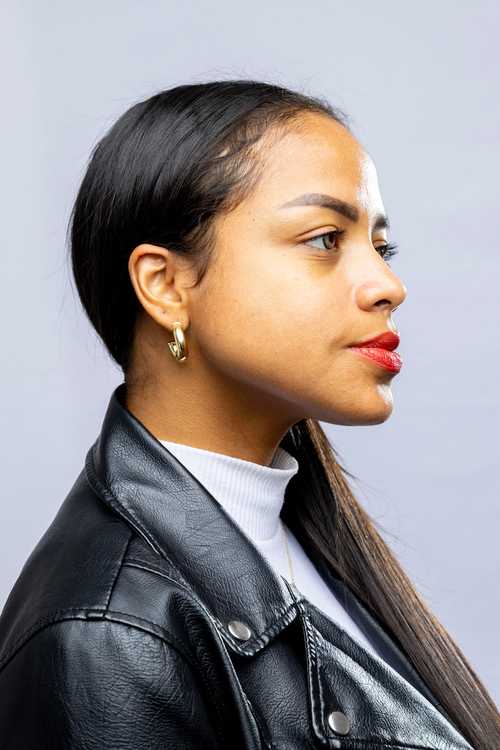 CAMi 18k Gold Filled 25mm Chubby C-Hoop Earrings – Bold, Modern & Effortlessly Chic