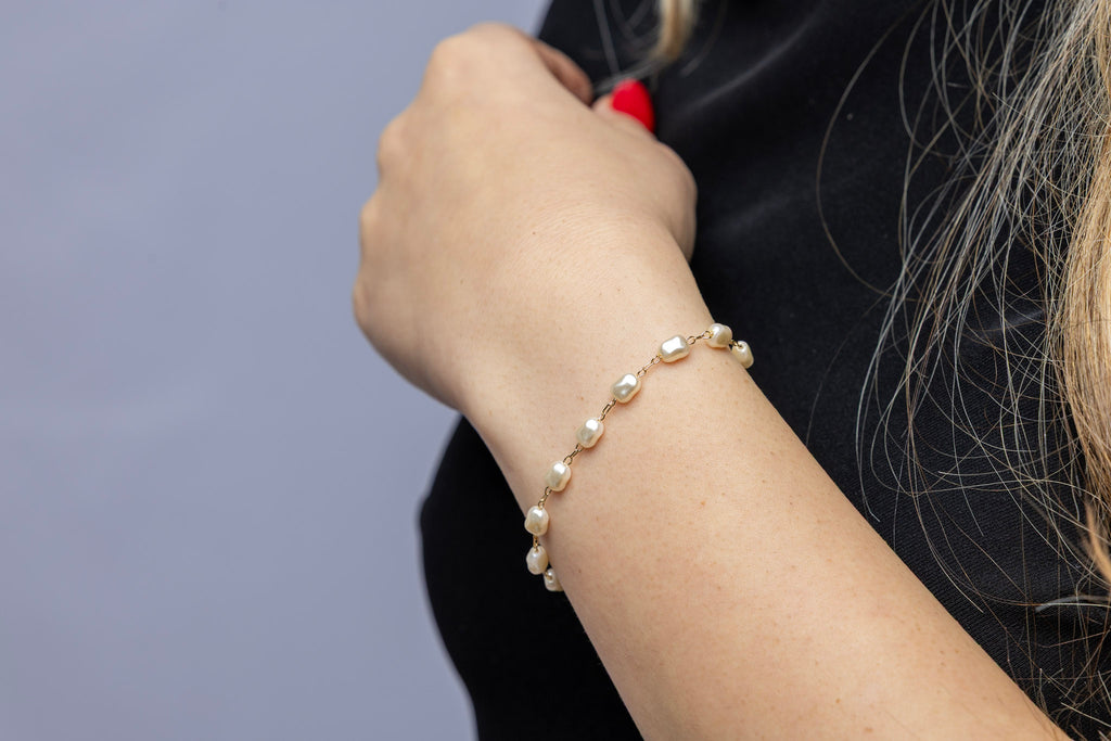 18k Gold Filled Baroque Pearl Bracelet – Elegant, Timeless & Handcrafted in Brazil