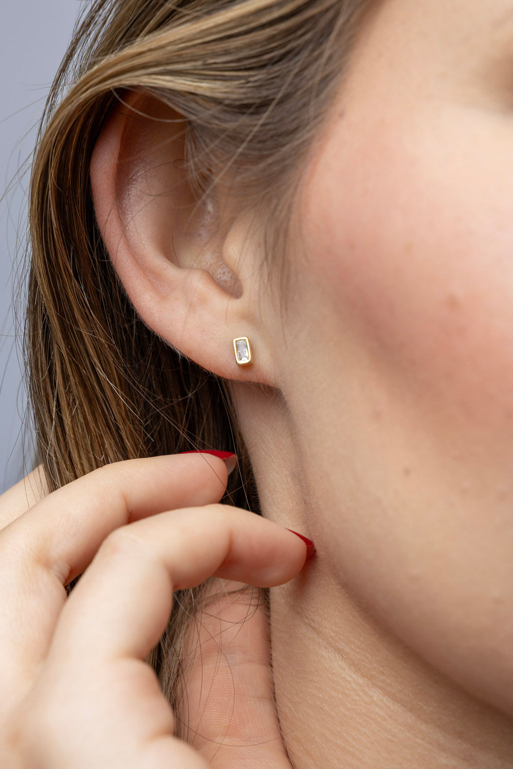 CAMi 18k Gold Filled Mini Bezel Baguette Stud Earrings – Dainty, Minimalist & Modern