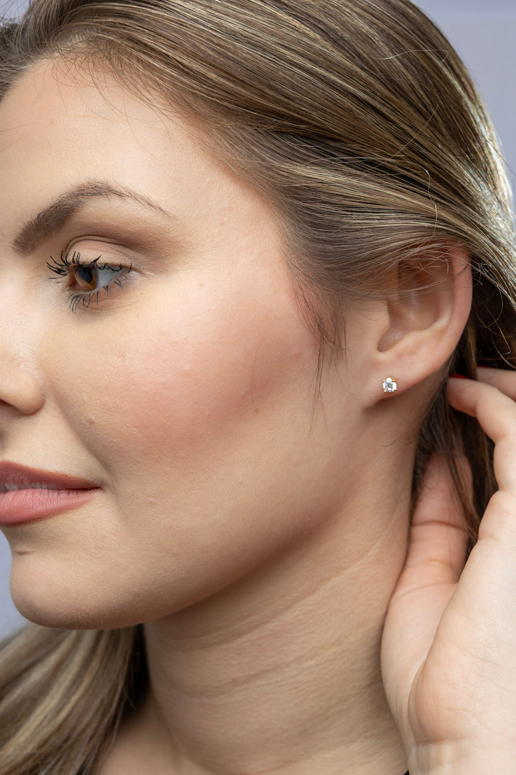 CAMi 18k Gold Filled Prong 4mm Cubic Zirconia Stud Earrings – Classic, Sparkling & Everyday Chic