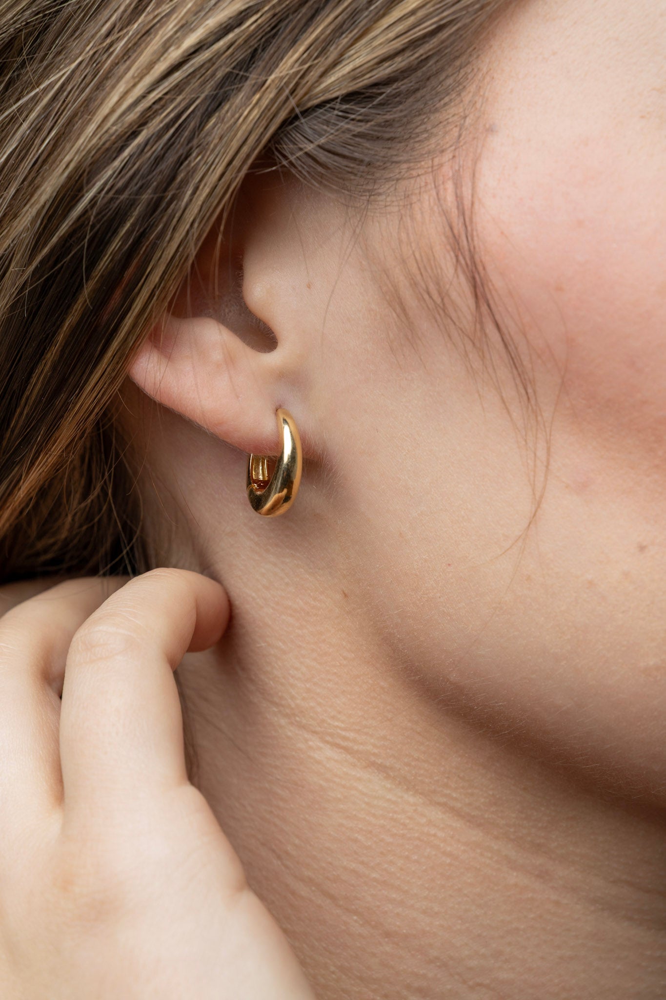 18k Gold Filled Artisan Style Clicker Hoop Earrings – Unique, Elegant & Everyday Chic