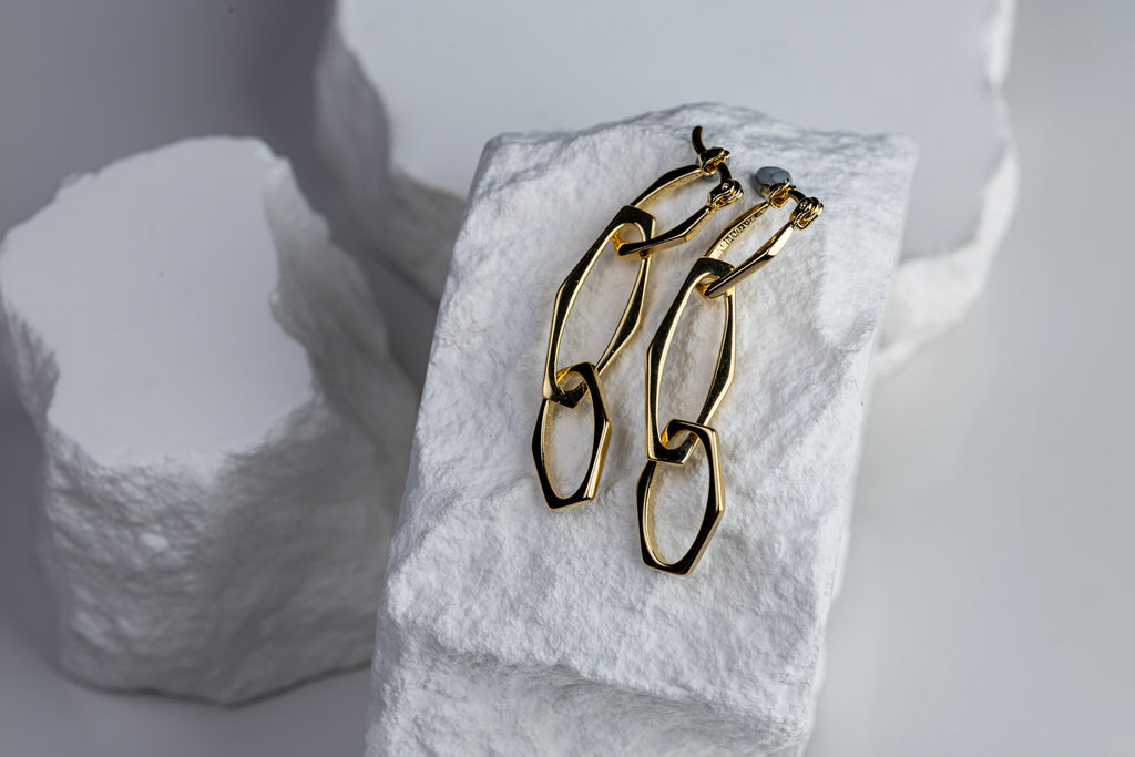 CAMi 18k Gold Filled Geometric Dangle Earrings – Modern, Versatile & Handcrafted in Brazil