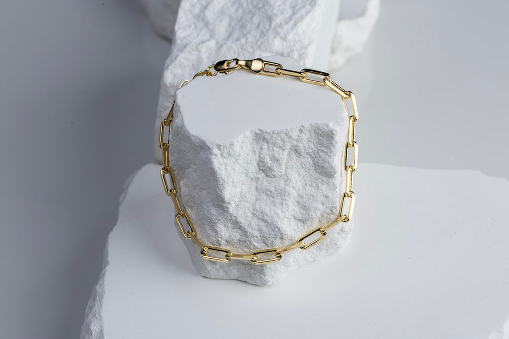 18k Gold Filled Paperclip Link Bracelet – Modern, Chic & Handcrafted in Brazil