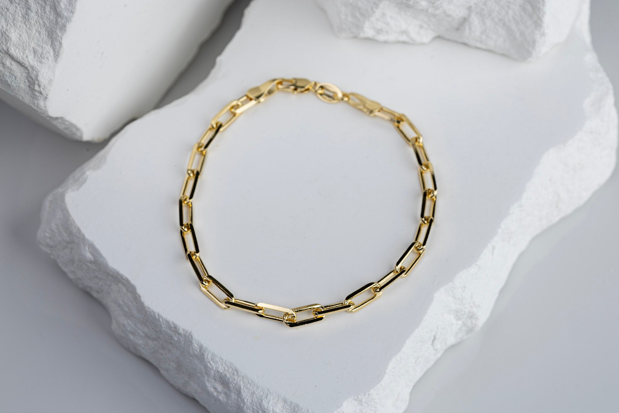 18k Gold Filled Paperclip Link Bracelet – Modern, Chic & Handcrafted in Brazil
