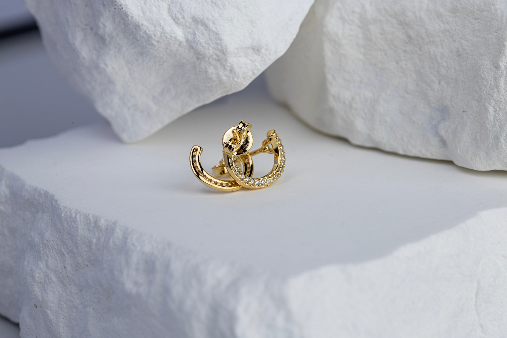 18k Gold Filled Half Round CZ Stud Earrings – Modern, Elegant & Handcrafted in Brazil
