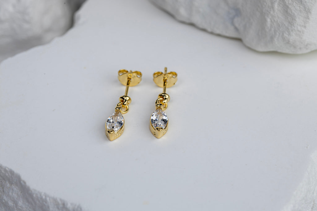 CAMi 18k Gold Filled Marquise CZ Earrings – Elegant, Sparkling & Handcrafted in Brazil