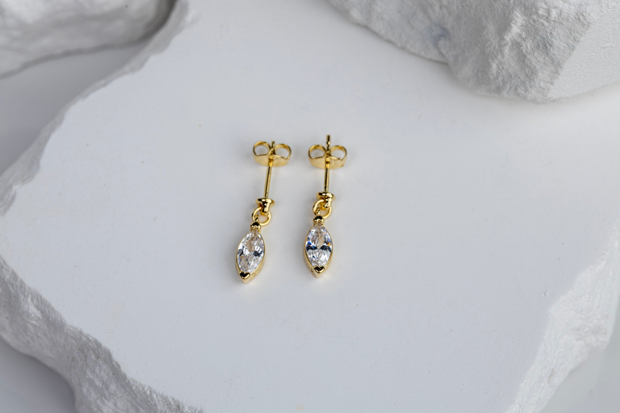 CAMi 18k Gold Filled Marquise CZ Earrings – Elegant, Sparkling & Handcrafted in Brazil
