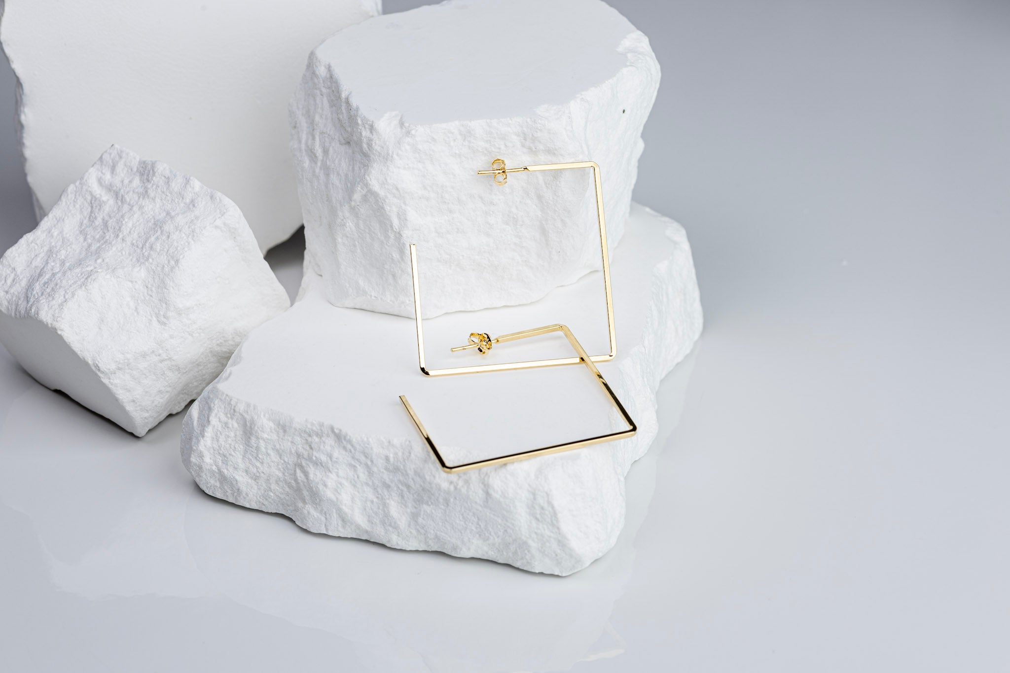 18k Gold Filled Square Shaped Wire Half Hoop Earrings – Lightweight, Modern & Geometric Chic