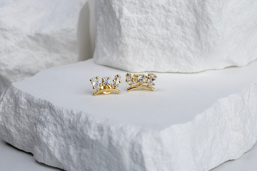 CAMi 18k Gold Filled 3-Shape Cubic Zirconia Stud Earrings – Artistic, Elegant & Unique