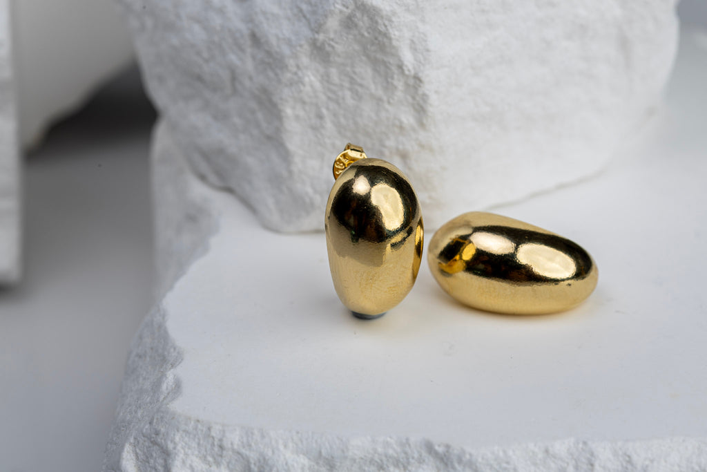 CAMi 18k Gold Filled Medium Dome Earrings – Classic, Polished & Handcrafted in Brazil