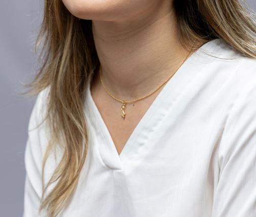18k Gold Filled Tulip Charm Necklace18k Gold Filled Tulip Charm Necklace – Elegant, Symbolic & Handcrafted in Brazil