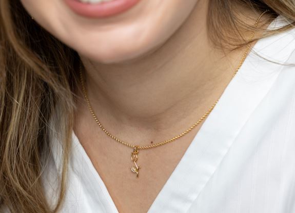 18k Gold Filled Tulip Charm Necklace18k Gold Filled Tulip Charm Necklace – Elegant, Symbolic & Handcrafted in Brazil