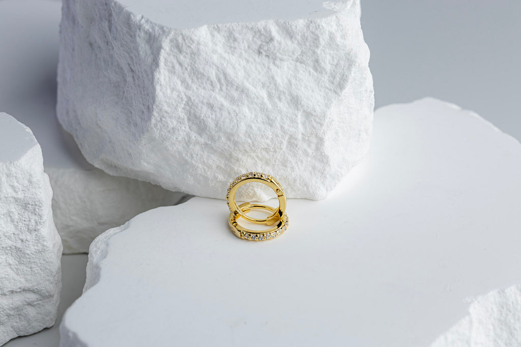 CAMi 18k Gold Filled 15mm CZ Hoop Earrings – Classic, Sparkling & Handcrafted in Brazil