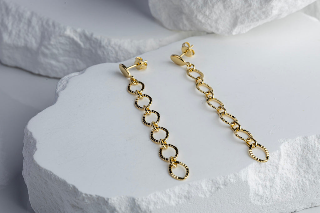 18k Gold Filled Diamond Cut Fancy Chain Earrings – Bold, Dazzling & Handcrafted in Brazil