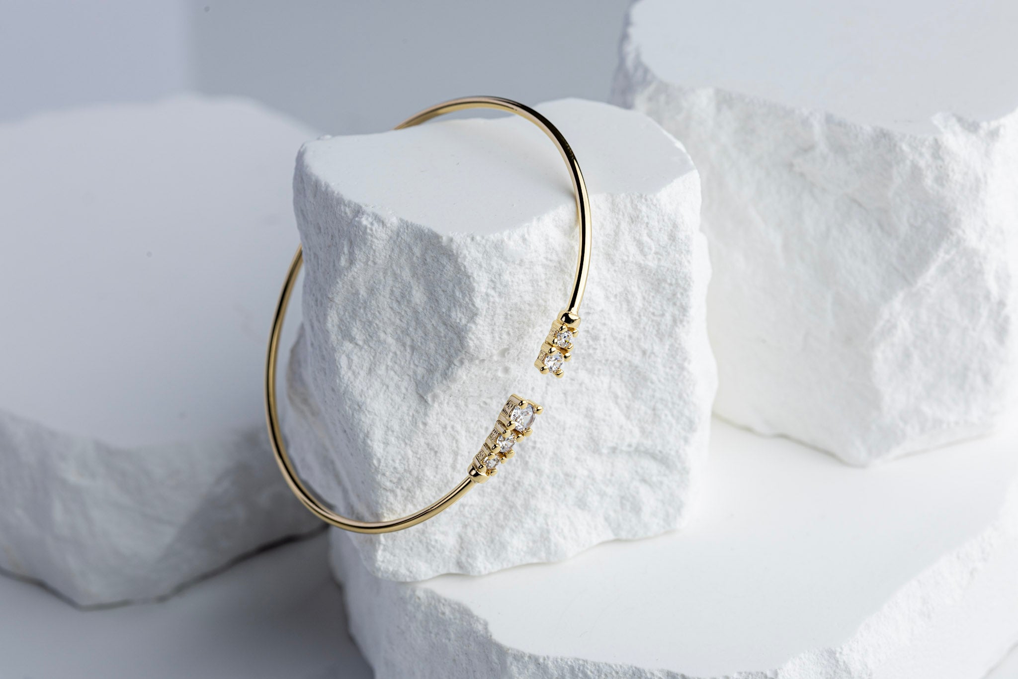 CAMi Dainty 18k Gold Filled Cuff Bracelet with CZ Stones – Minimalist, Elegant & Handcrafted in Brazil