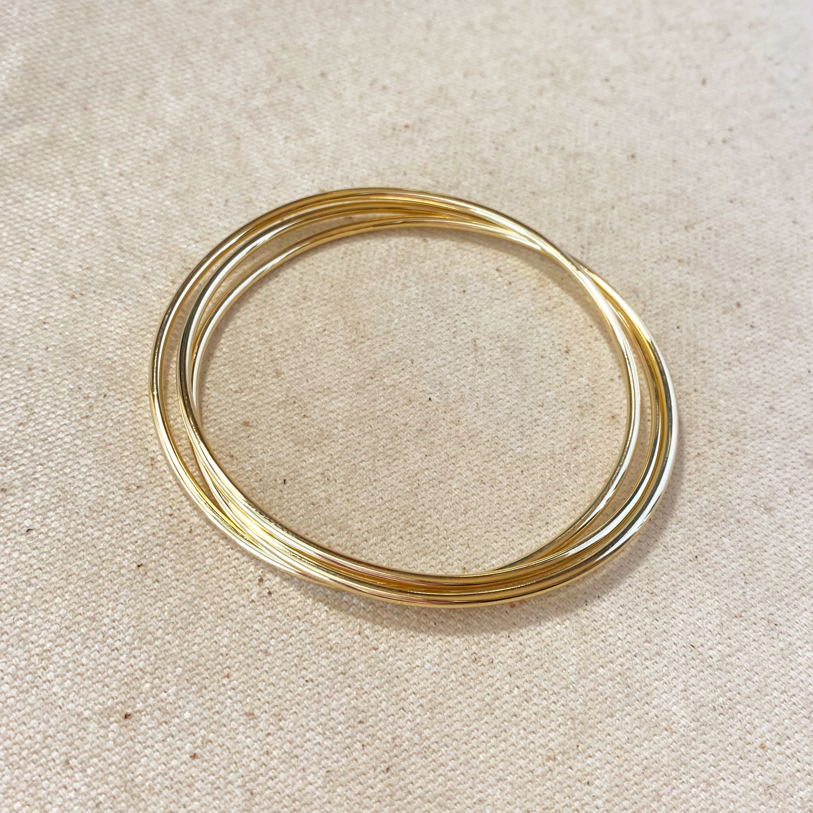 CAMi 18k Gold Filled Triple Bangle Bracelet – Elegant, Timeless & Handcrafted in Brazil